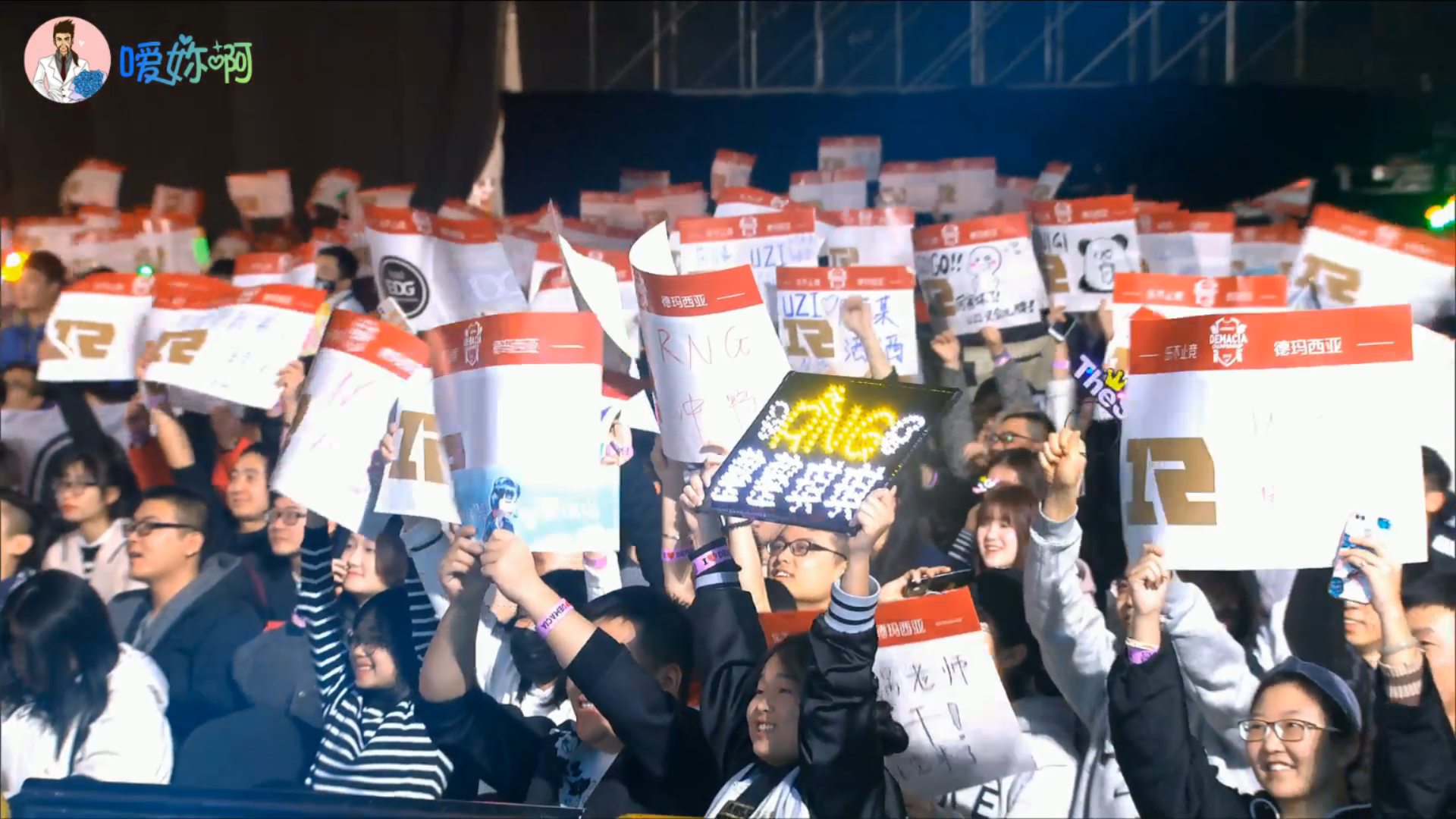 开云体育-包含蒂姆回归赛场，关键助攻首场状态亮眼，DWG观众沸腾！的词条